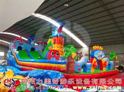 充氣城堡